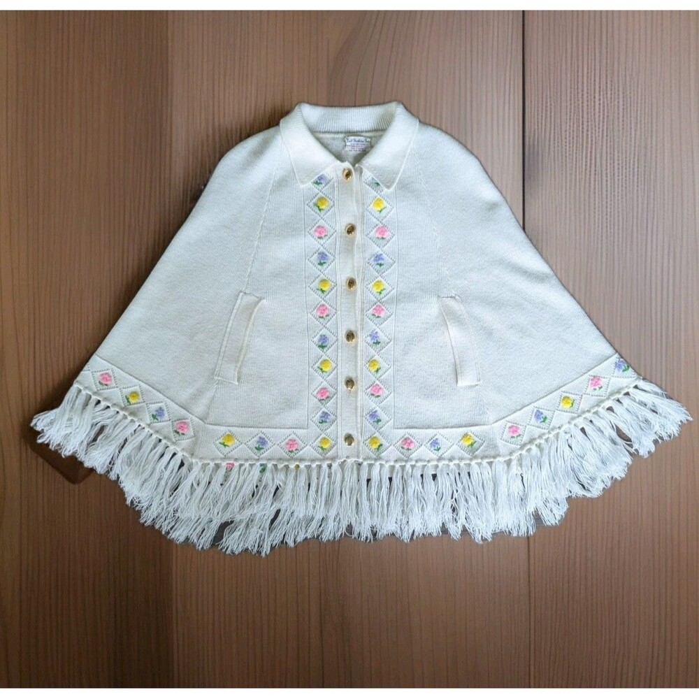 Vintage Acrylic Cottagecore Women's One Size Knit Cape Knit Fashion Inc.